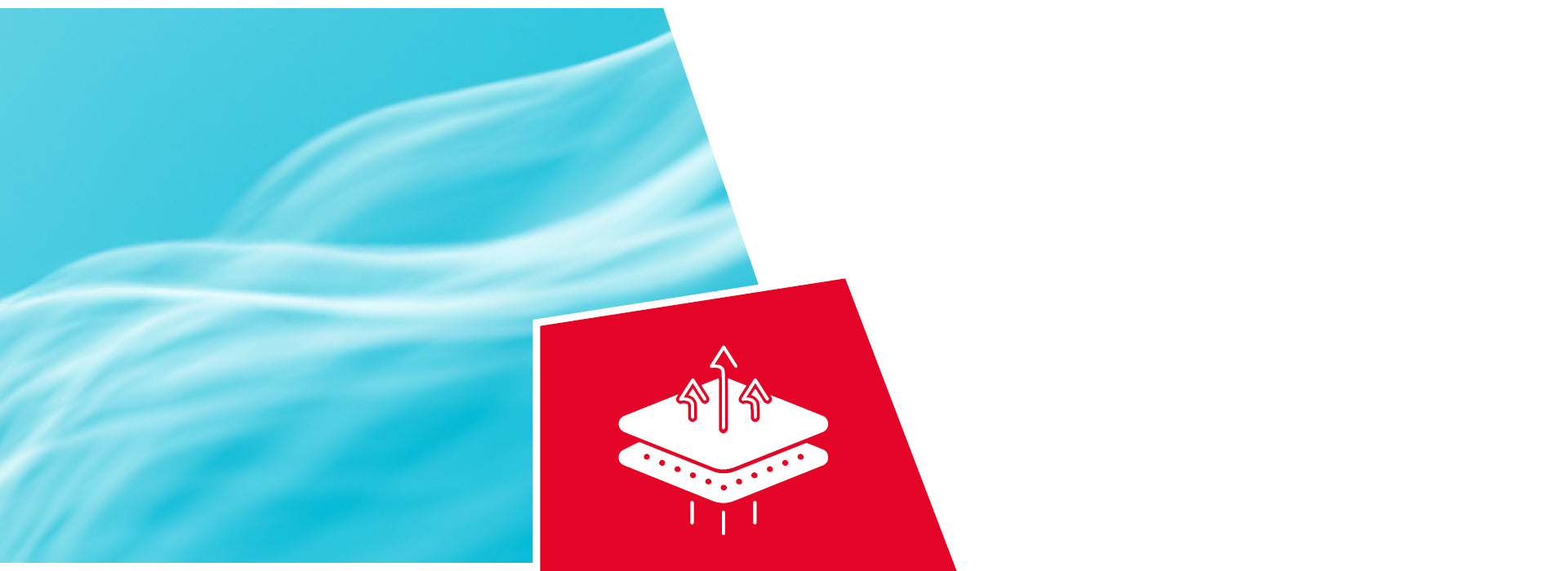 Ciel bleu vif avec quelques nuages blancs épars. Une icône rouge représente un diagramme illustrant l'évacuation de l'humidité à l'aide de flèches et de gouttelettes d'eau, indiquant la technologie de tissu respirant.